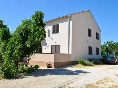 Ferienwohnung für 8 Personen in Vrsi 4/10