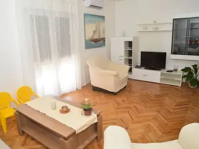 Ferienwohnung für 8 Personen in Vrsi 10/10