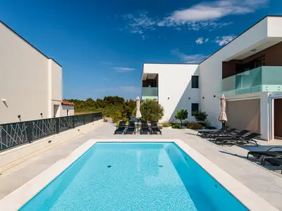 pool