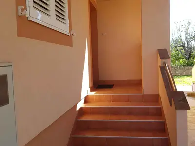 Ferienwohnung für 8 Personen (98 m²) in Vrsi 6/10
