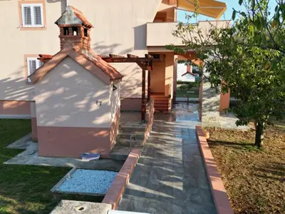 Ferienwohnung für 6 Personen (98 m²) in Vrsi 5/10