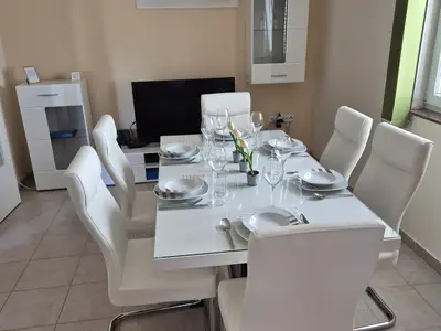 Ferienwohnung für 6 Personen (98 m²) in Vrsi 8/10