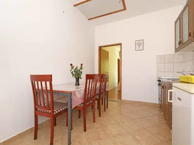 Ferienwohnung für 3 Personen (30 m²) in Vrsi 7/10