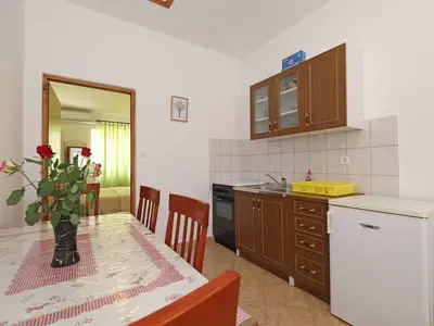 Ferienwohnung für 3 Personen (30 m²) in Vrsi 8/10
