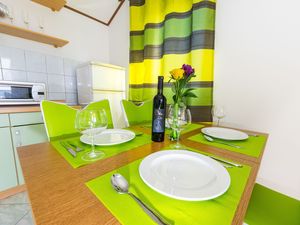 19066316-Ferienwohnung-4-Vrsi - Mulo-300x225-3