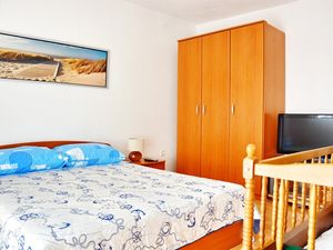 19205727-Ferienwohnung-5-Vrsi - Mulo-300x225-5