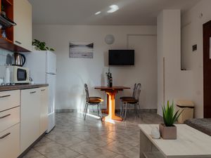 19256417-Ferienwohnung-5-Vrsi - Mulo-300x225-4