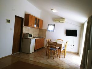 19256314-Ferienwohnung-4-Vrsi - Mulo-300x225-2