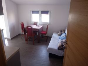 23931514-Ferienwohnung-4-Vrsi - Mulo-300x225-2