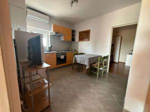 24044253-Ferienwohnung-4-Vrsi - Mulo-300x225-1