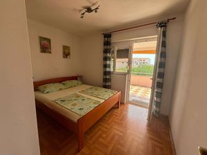 24044258-Ferienwohnung-4-Vrsi - Mulo-300x225-2