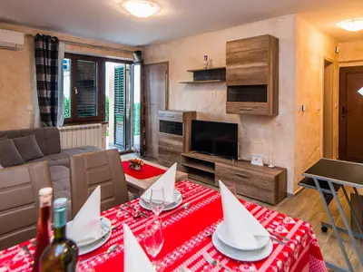 Ferienwohnung für 2 Personen (40 m²) in Vrvari 4/10