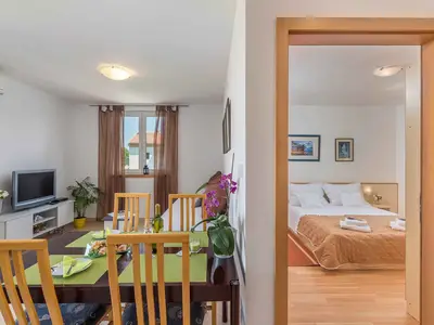 Ferienwohnung für 4 Personen (52 m²) in Vrvari 1/10