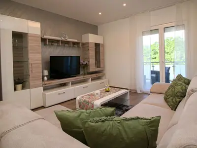 Ferienwohnung für 6 Personen (160 m²) in Vrvari 5/10