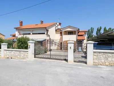 Ferienwohnung für 4 Personen (45 m²) in Vrvari 3/10