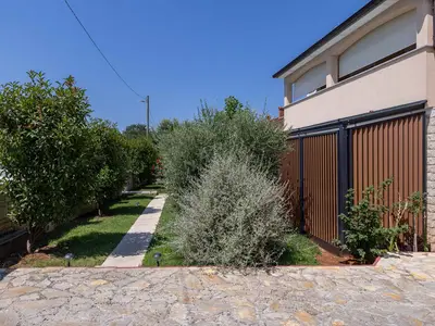 Ferienwohnung für 6 Personen (130 m²) in Vrvari 5/10