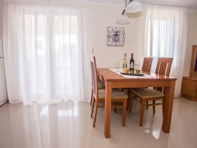 Geräumige und moderne Wohnung Stanko.