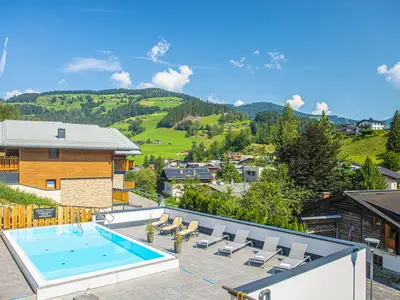 PoolOfHouse