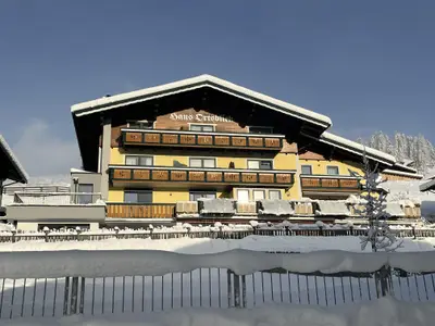 Haus-ortsblick-winter-wagrain-appartement