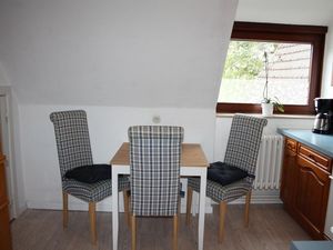 22162047-Ferienwohnung-4-Wahlstedt-300x225-3