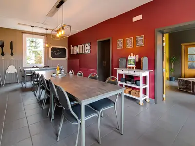 DiningRoom