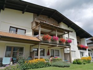 18583178-Ferienwohnung-2-Walchsee-300x225-1