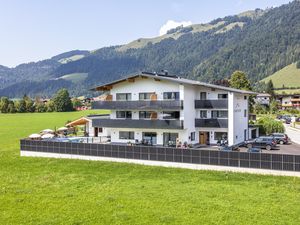 23392252-Ferienwohnung-5-Walchsee-300x225-1