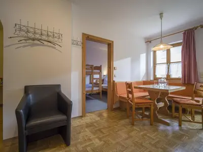 Kurz_johann_Liesfald_27_Walchsee_Wohnzimmer_1_1024
