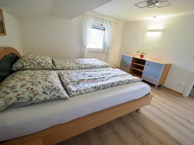 Schlafzimmer 2