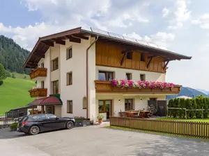 Ferienwohnung für 8 Personen (99 m²) in Walchsee