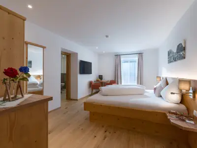 Fischerwirt_Hausbergstrasse_1_Walchsee_09_2021_Zim