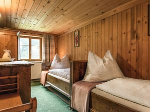 21694673-Ferienwohnung-8-Wald am Arlberg-300x225-5