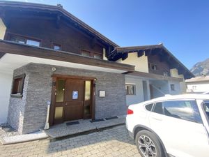 23336221-Ferienwohnung-8-Wald am Arlberg-300x225-2