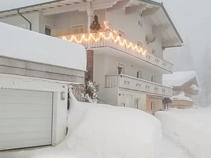 23767017-Ferienwohnung-3-Wald am Arlberg-300x225-1