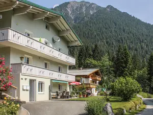 Ferienwohnung für 3 Personen (52 m²) in Wald am Arlberg