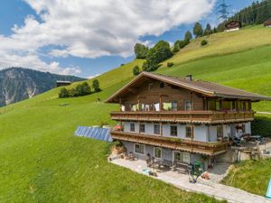 Ferienwohnung für 13 Personen (100 m²) in Wald im Pinzgau