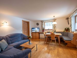 23288147-Ferienwohnung-5-Wald im Pinzgau-300x225-5