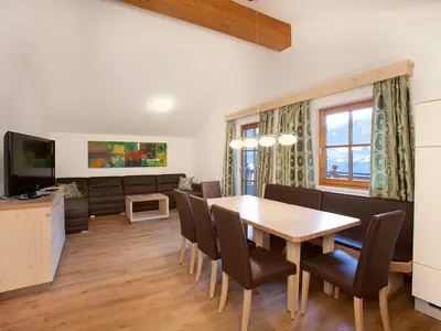 DiningRoom