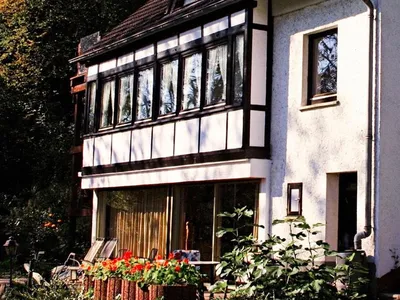 Haus mit Terrasse