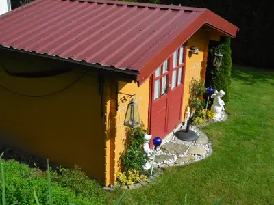 Gartenhaus m. Grill