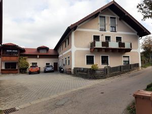 23520426-Ferienwohnung-4-Waldmünchen-300x225-2