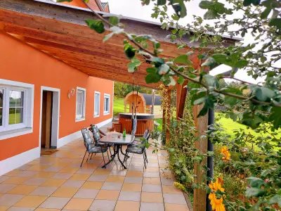 überdachte Terrasse