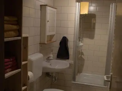 Bad Wohnung 2