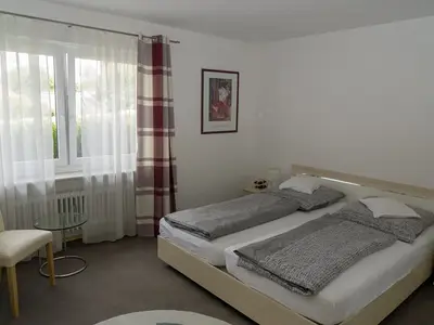 1. Schlafzimmer EG