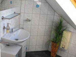 19163777-Ferienwohnung-5-Waldrach-300x225-5