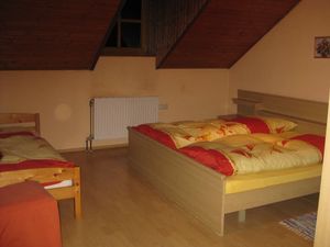 2220410-Ferienwohnung-5-Waldthurn-300x225-4