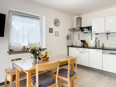 Küche und Essbereich