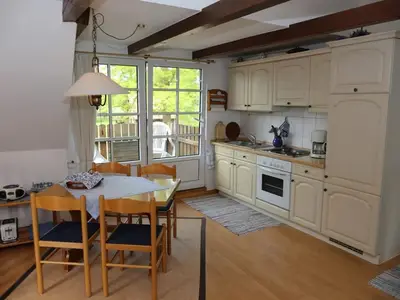 Essbereich mit Küchenzeile