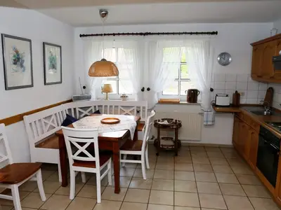 Essbereich mit Küchenzeile