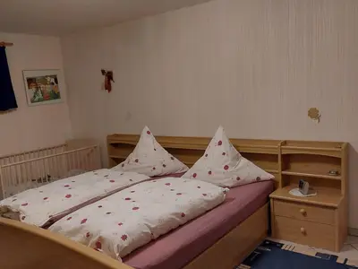 Schlafzimmer1